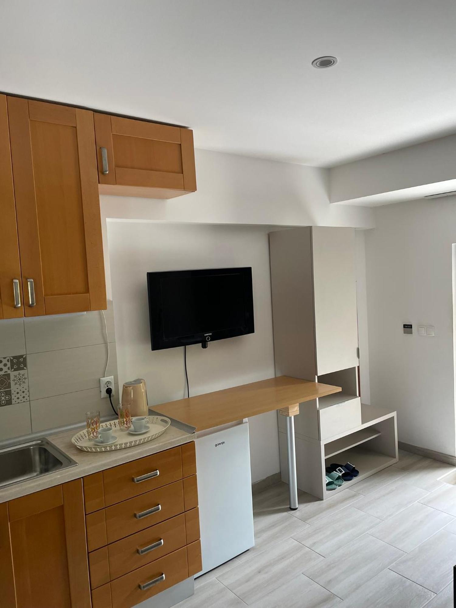 Visoko New Concept - 7 Minutes From The Pyramids - City Center Buitenkant foto